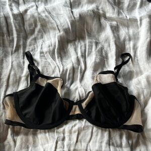 Victoria's Secret Black and Cream Underwire Bra